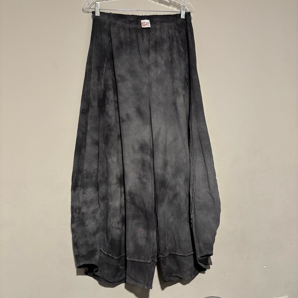 Oh My Gauze! Charcoal Pants View 2